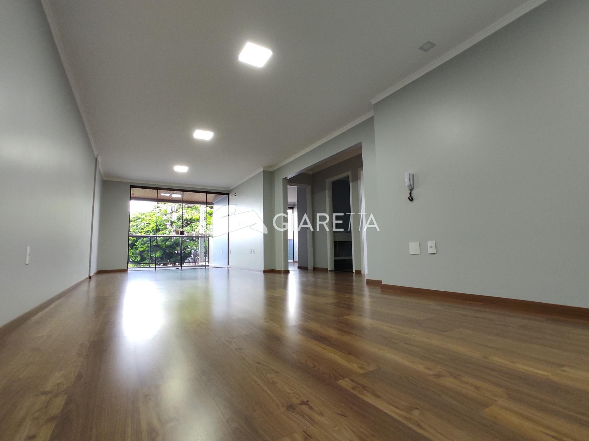 Apartamento à venda com 2 quartos, 110m² - Foto 2