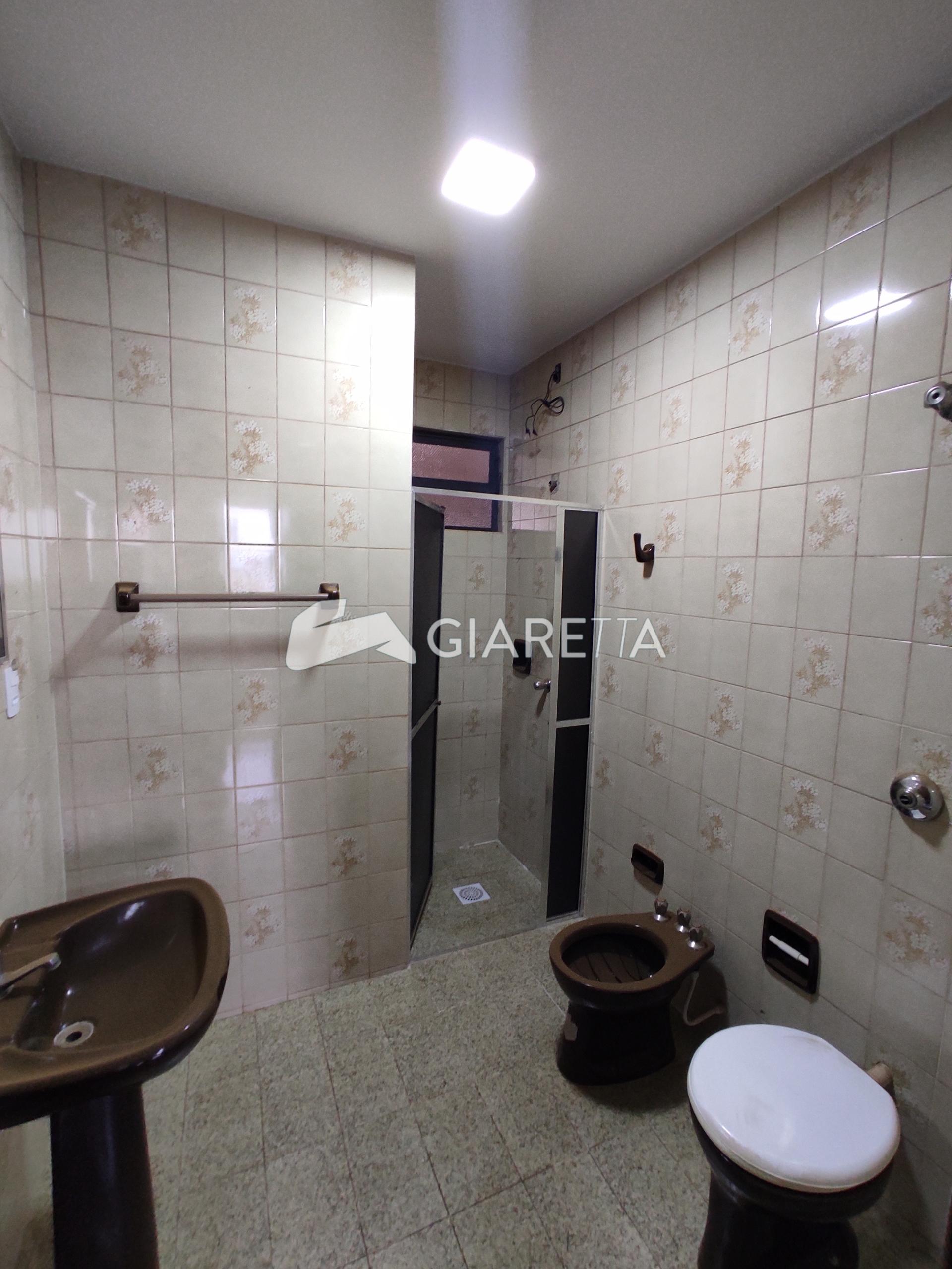 Apartamento para alugar com 2 quartos, 122m² - Foto 11