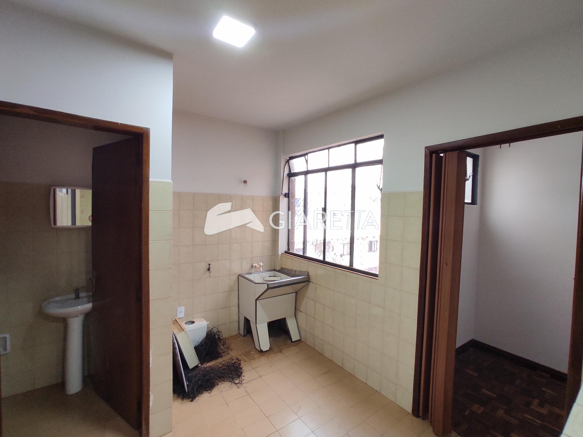 Apartamento para alugar com 2 quartos, 122m² - Foto 7