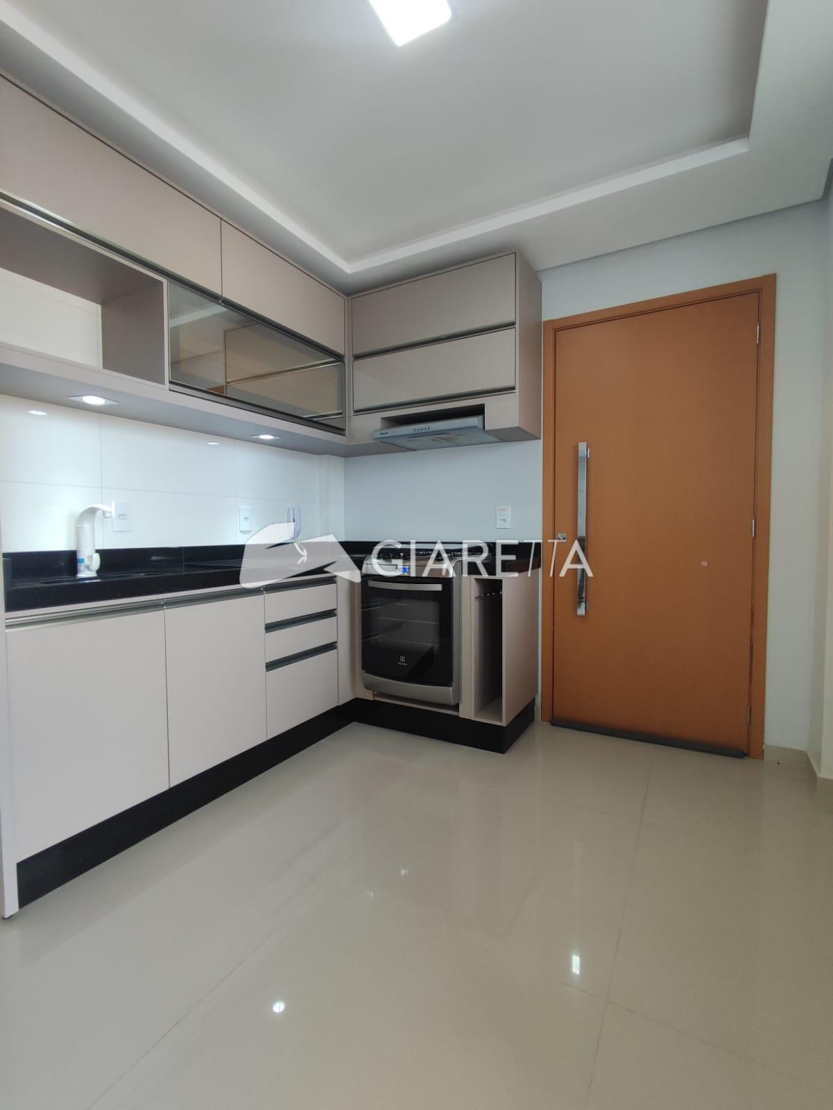 Apartamento à venda com 2 quartos, 70m² - Foto 12