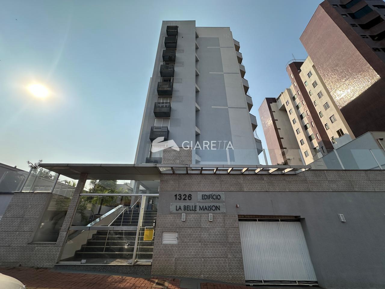 Apartamento para alugar com 2 quartos, 170m² - Foto 1