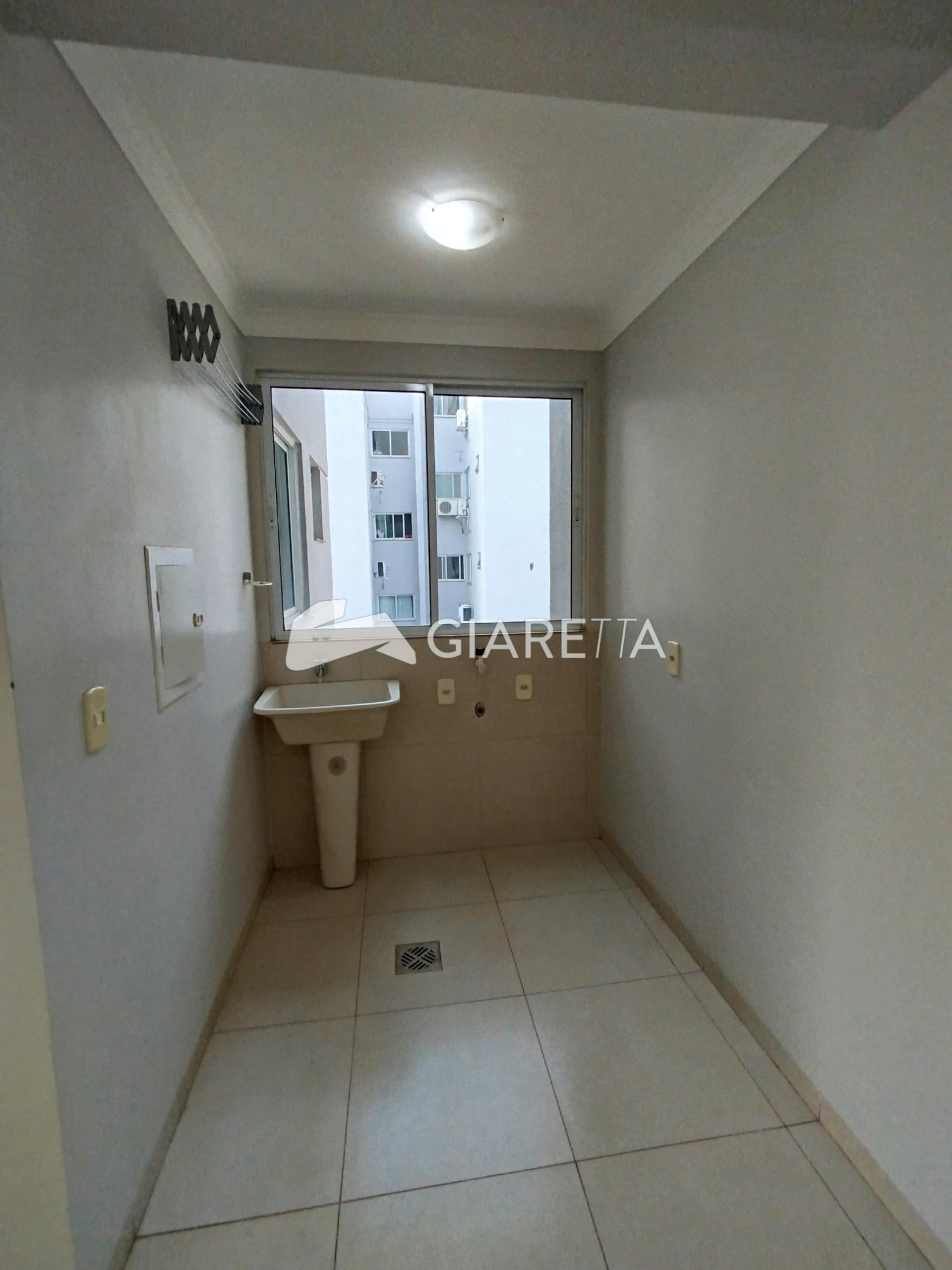 Apartamento para alugar com 1 quarto, 77m² - Foto 11