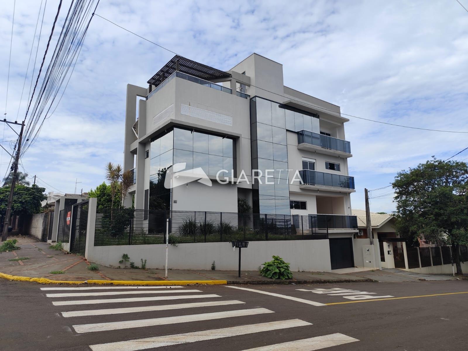 Sobrado para alugar com 2 quartos, 286m² - Foto 1