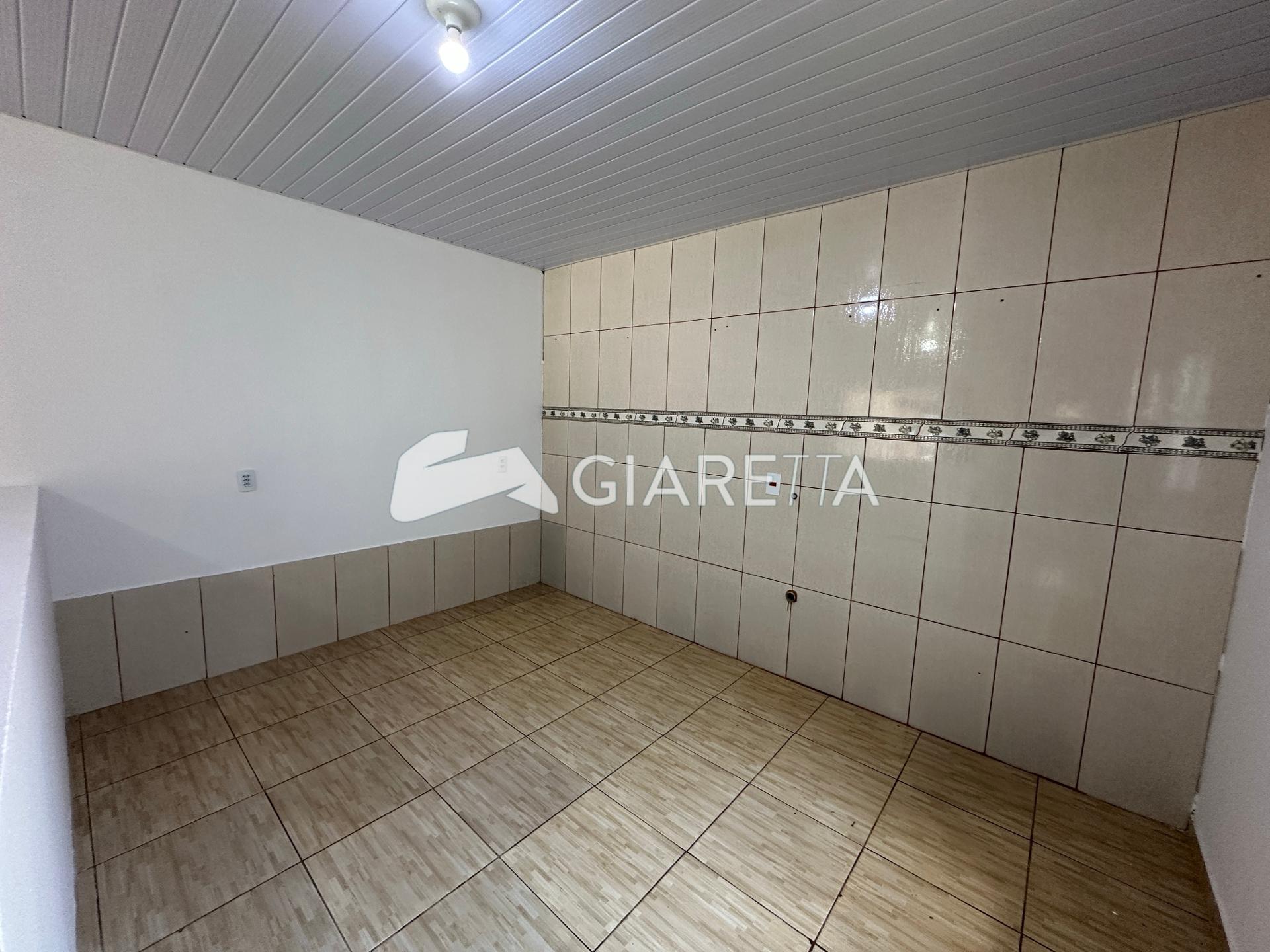 Casa para alugar com 2 quartos, 85m² - Foto 5