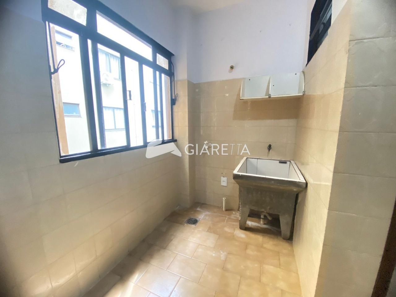 Apartamento para alugar com 2 quartos, 122m² - Foto 7