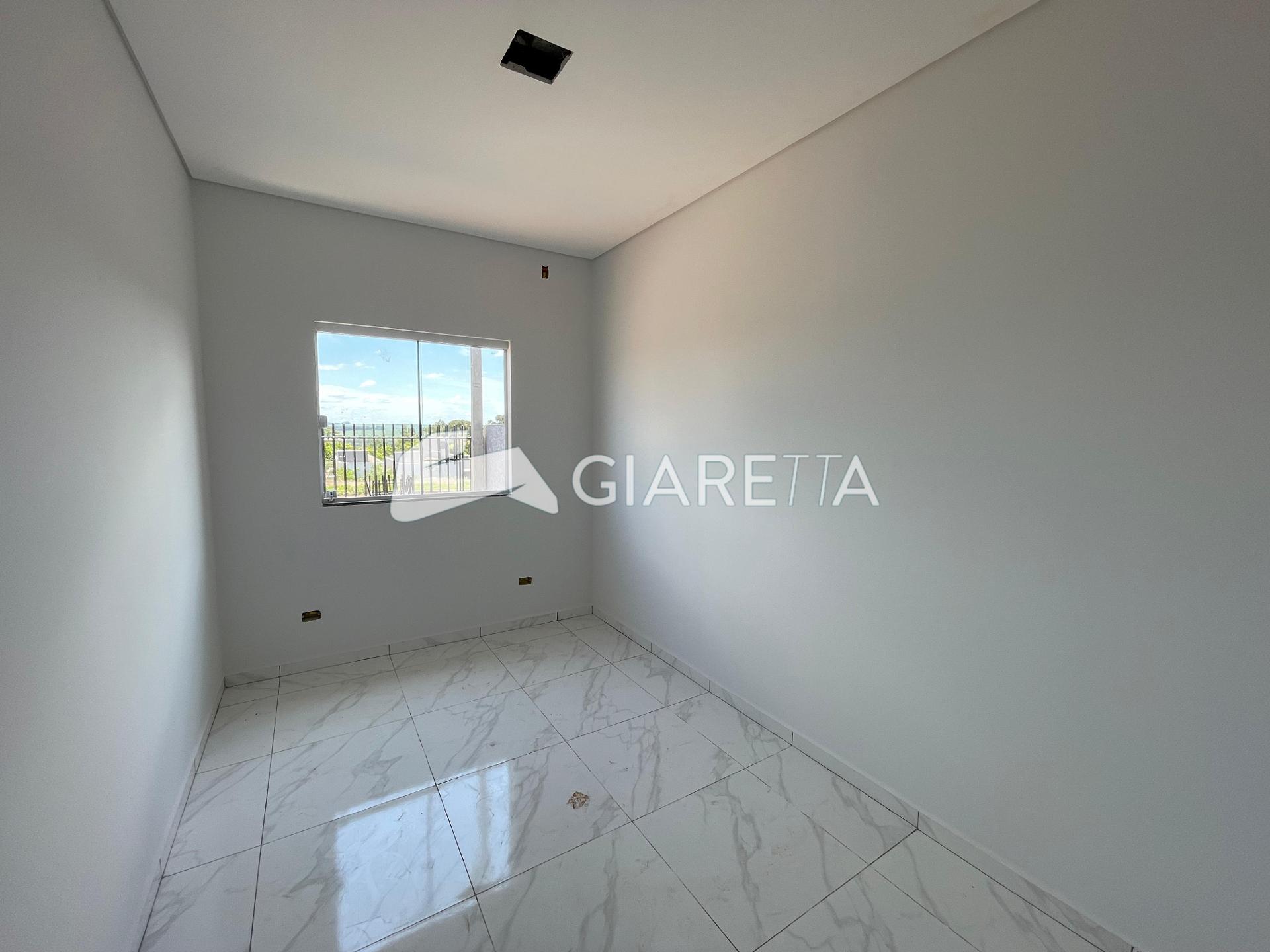 Casa à venda com 2 quartos, 50m² - Foto 7