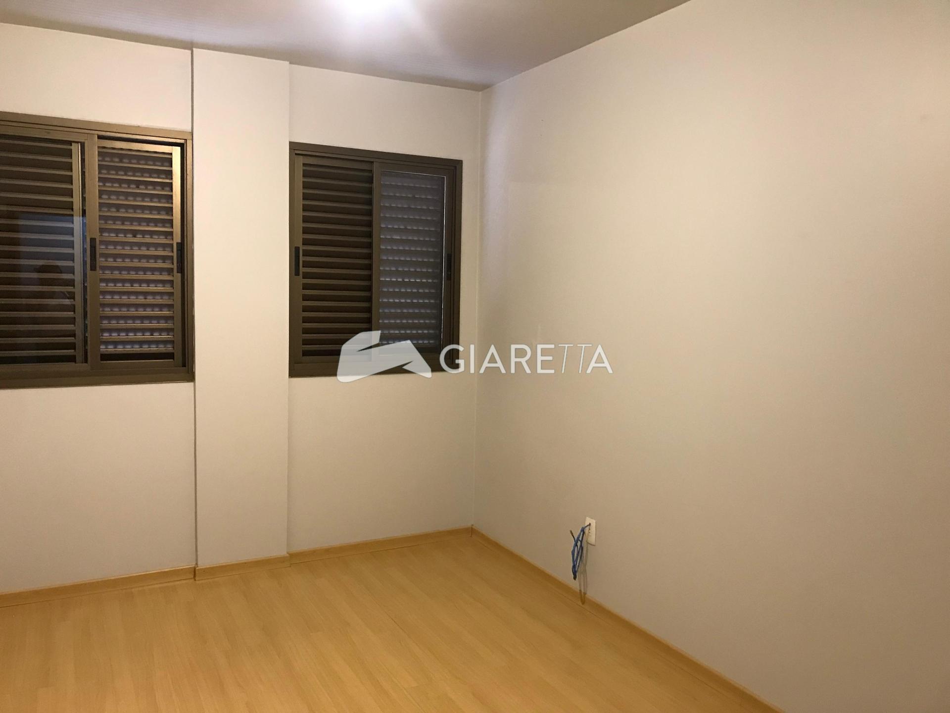 Apartamento para alugar com 2 quartos, 103m² - Foto 5