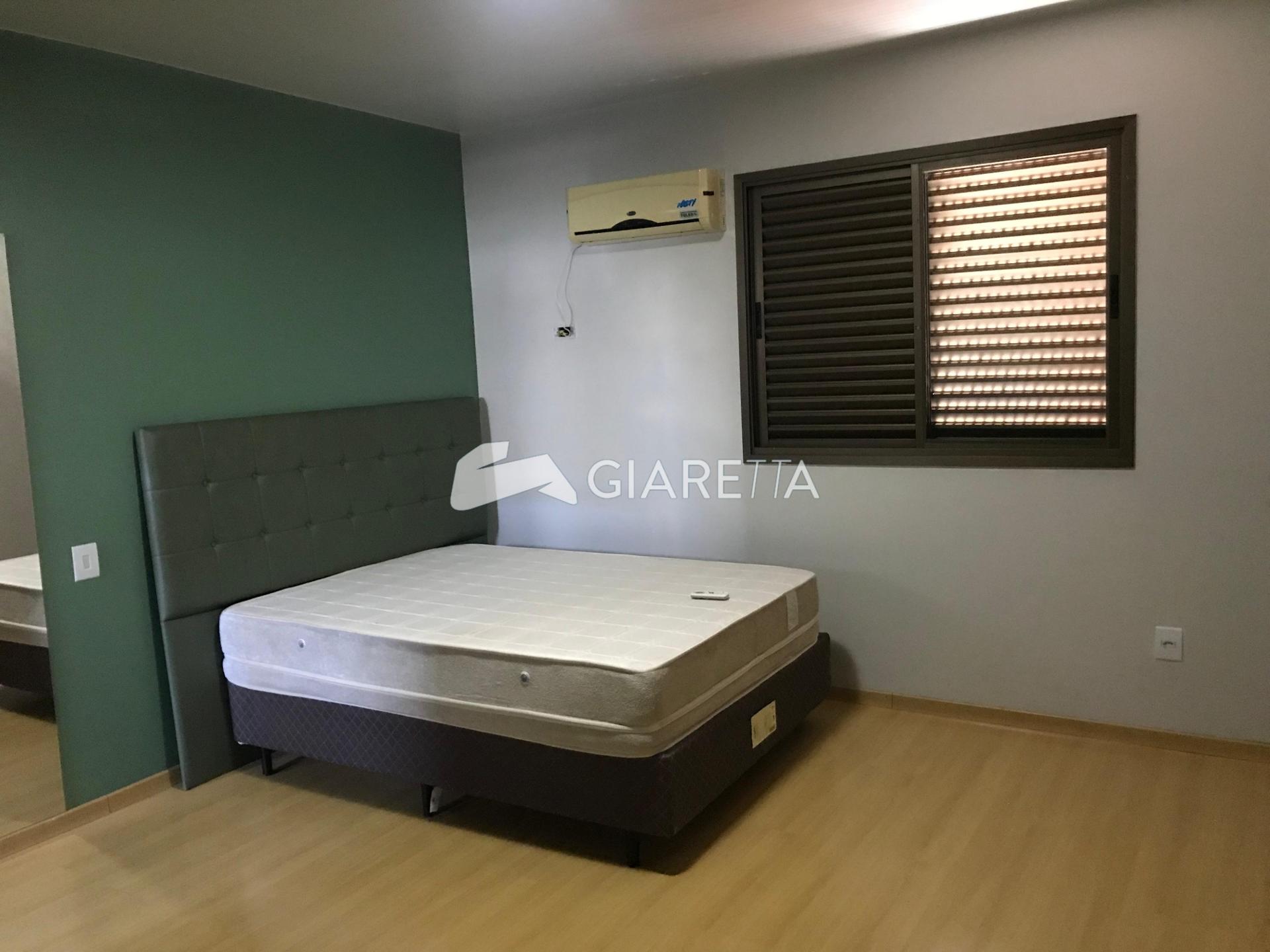 Apartamento para alugar com 2 quartos, 103m² - Foto 6