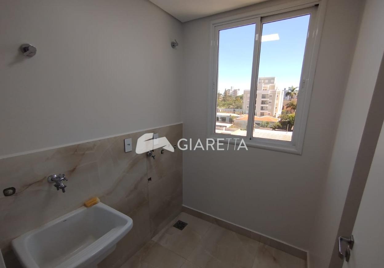 Apartamento para alugar com 2 quartos, 110m² - Foto 23