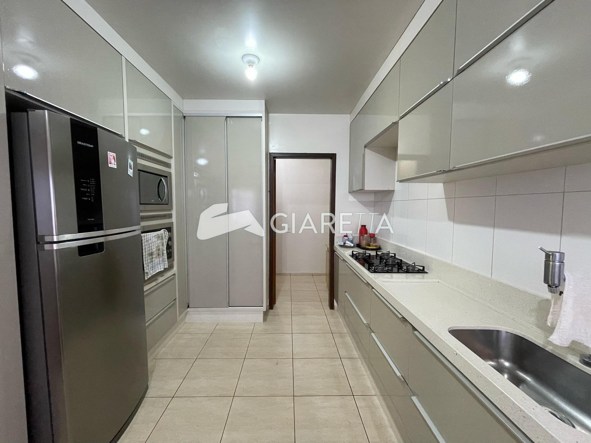 Casa para alugar com 3 quartos, 341m² - Foto 12