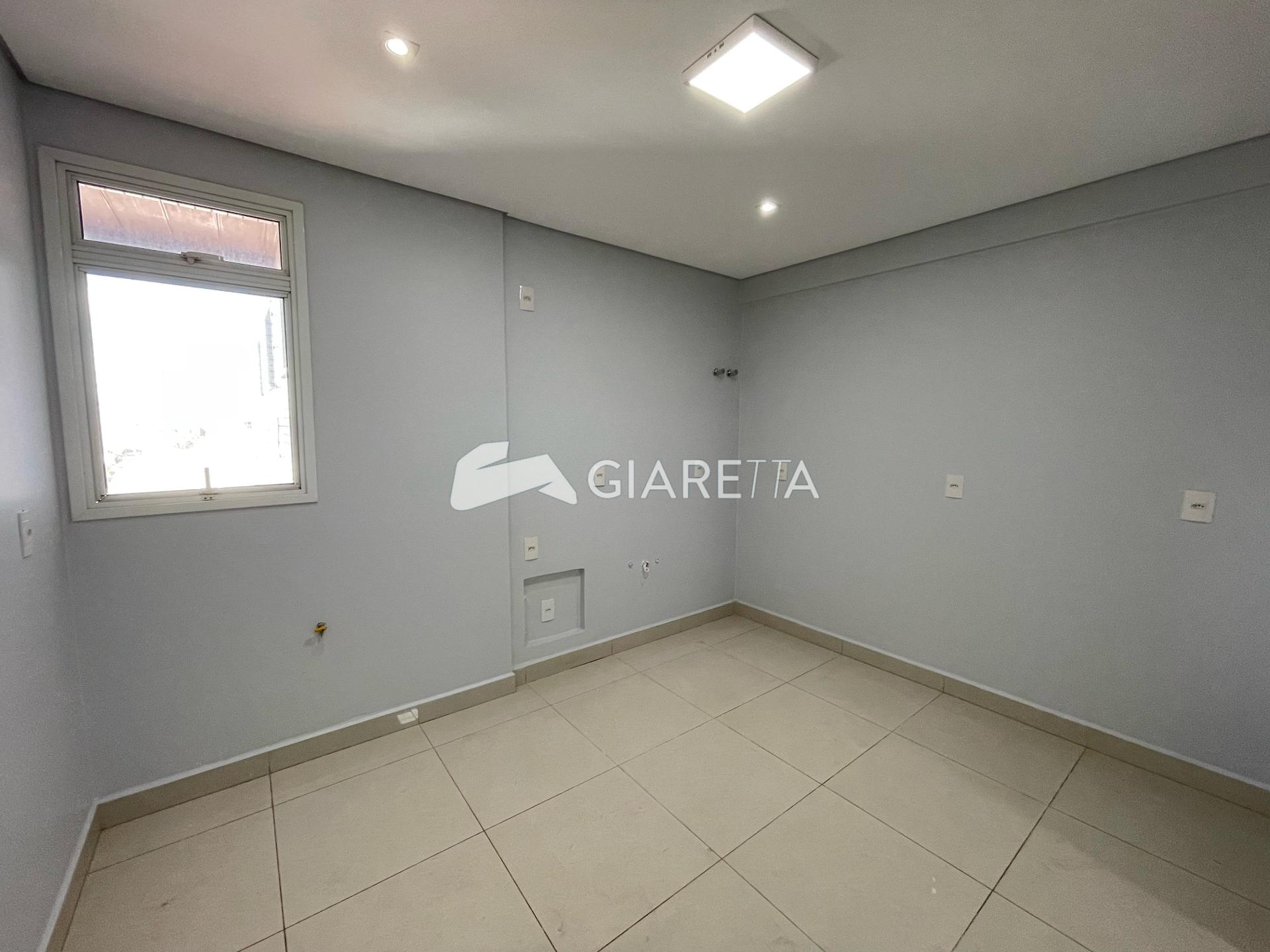 Apartamento para alugar com 2 quartos, 130m² - Foto 4