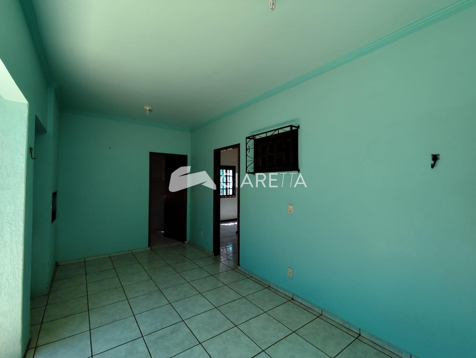 Casa para alugar com 2 quartos, 180m² - Foto 17