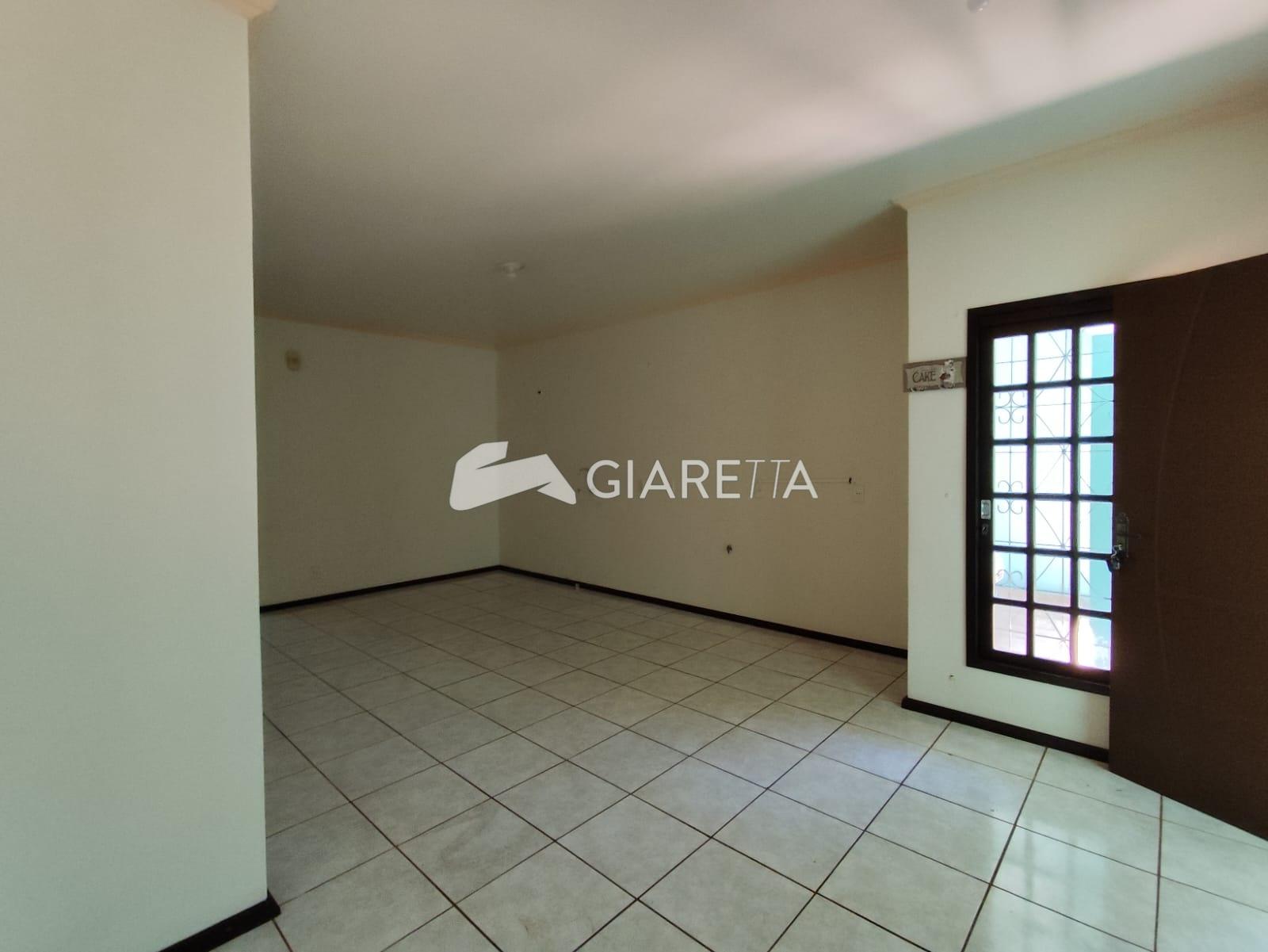 Casa para alugar com 2 quartos, 180m² - Foto 5