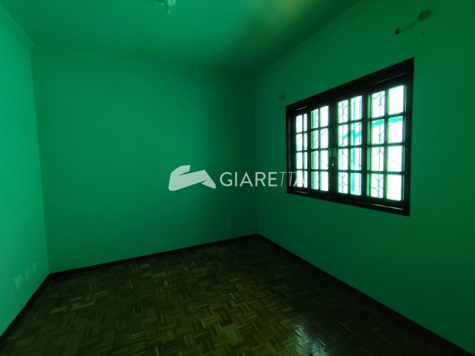 Casa para alugar com 2 quartos, 180m² - Foto 13
