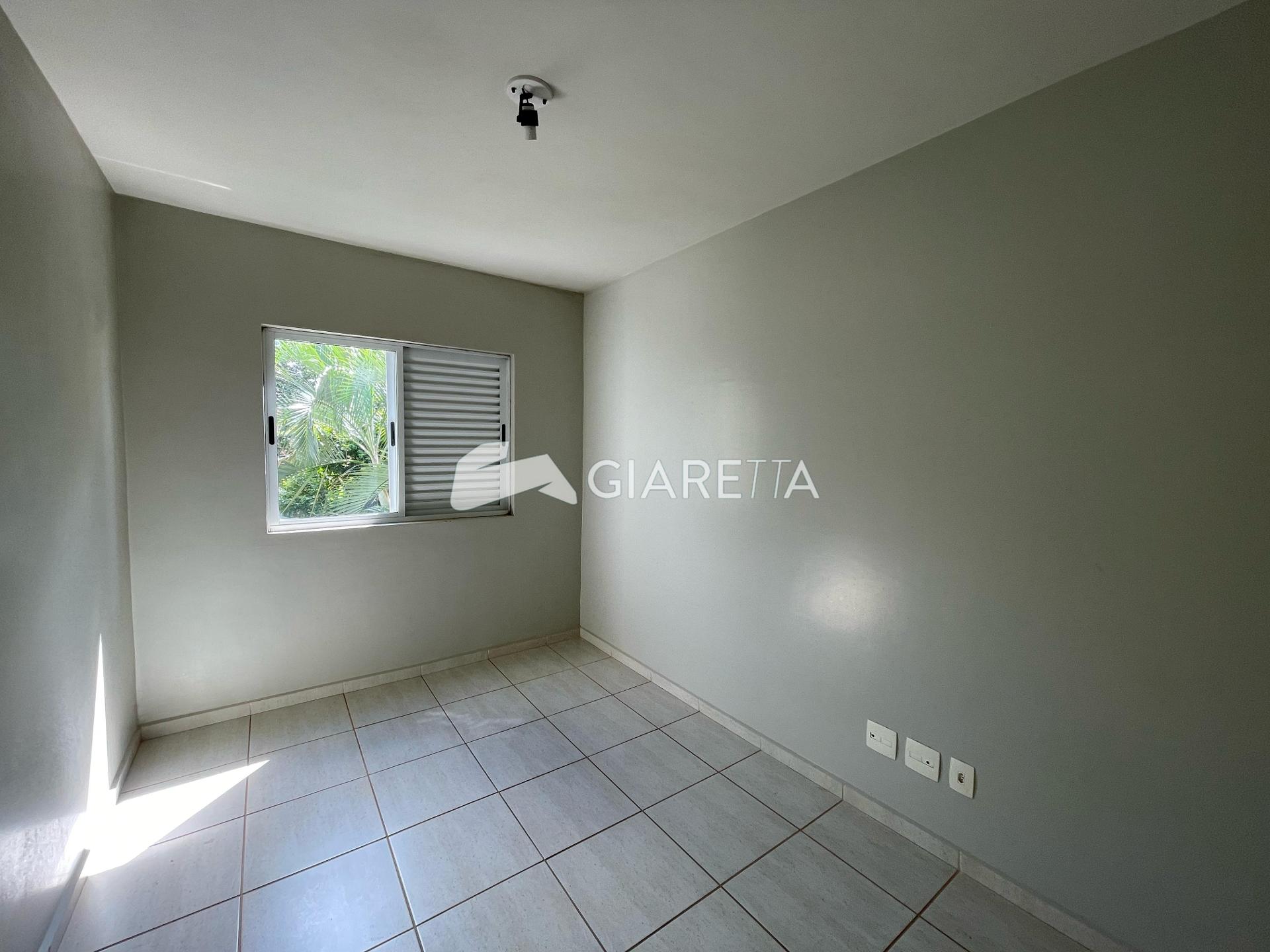 Apartamento para alugar com 2 quartos, 96m² - Foto 9