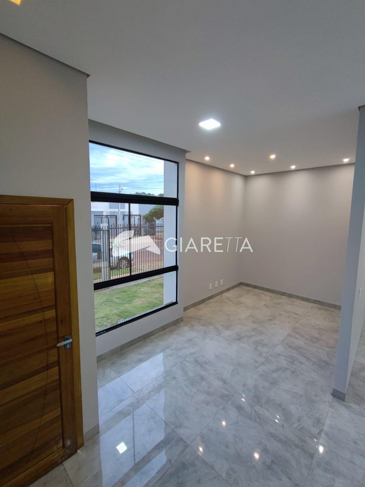 Casa à venda com 2 quartos, 80m² - Foto 4