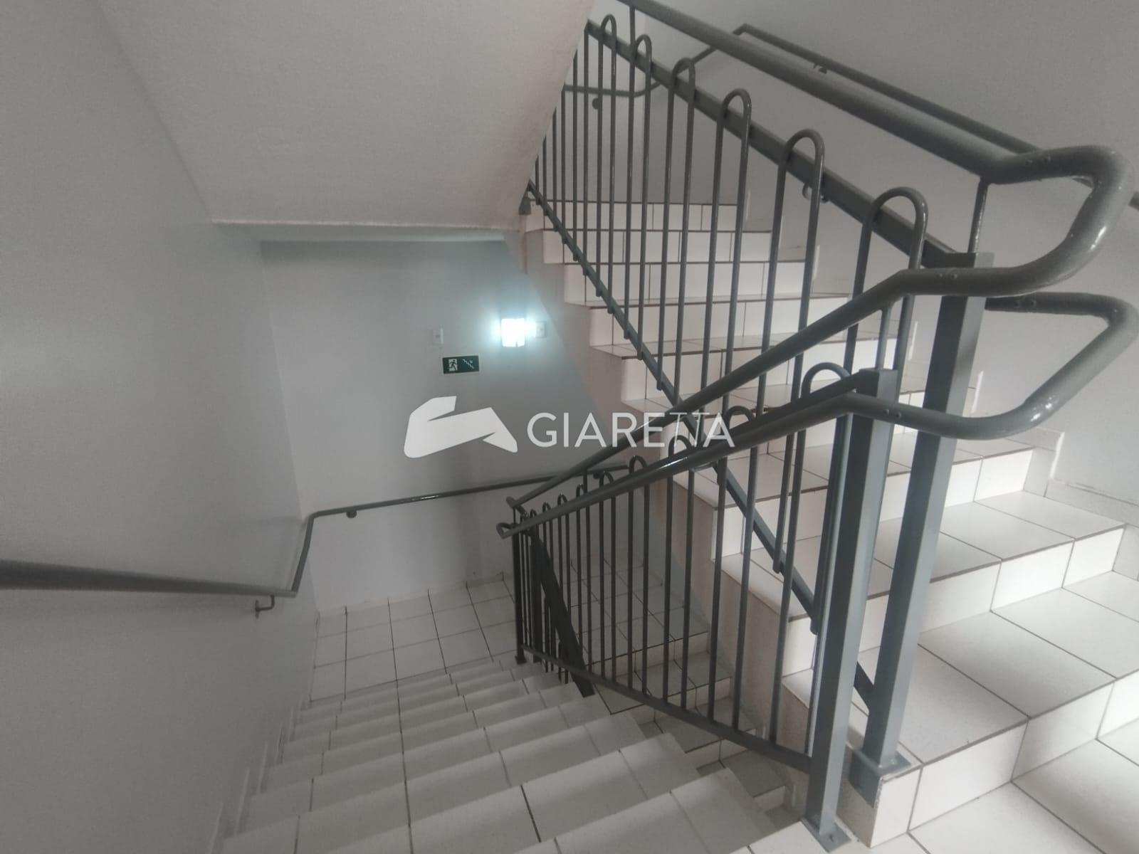 Apartamento para alugar com 2 quartos, 56m² - Foto 3