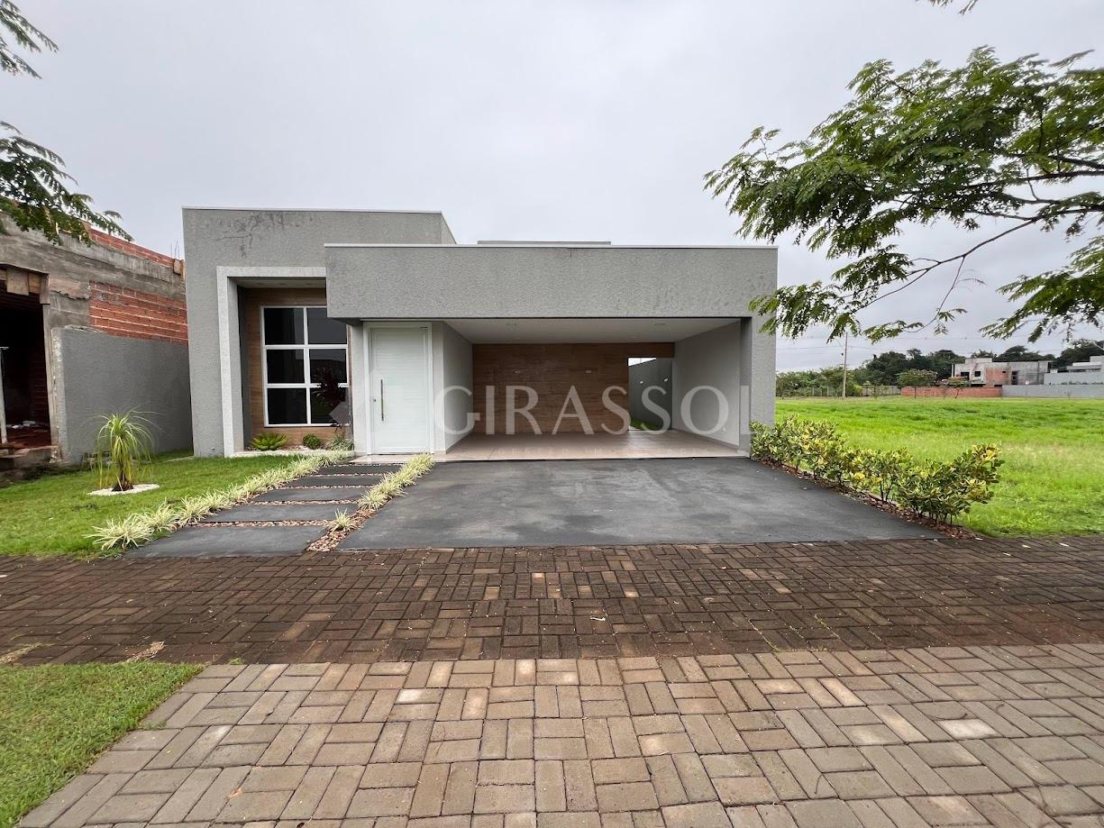 CASA TÉRREA A VENDA NO CONDOMÍNIO IGUAÇU,  NA  VILA CARIMÃ, FO...