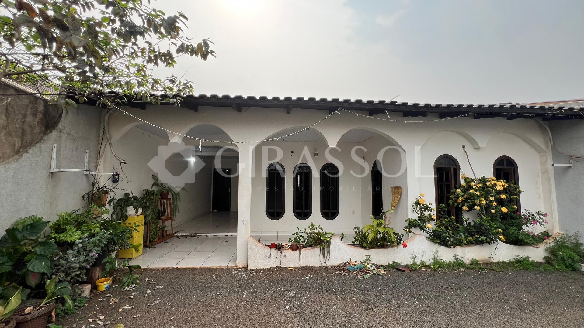 CASA PARA VENDA NO JARDIM SOL DE MAIO, EM FOZ DO IGUAÇU PR.