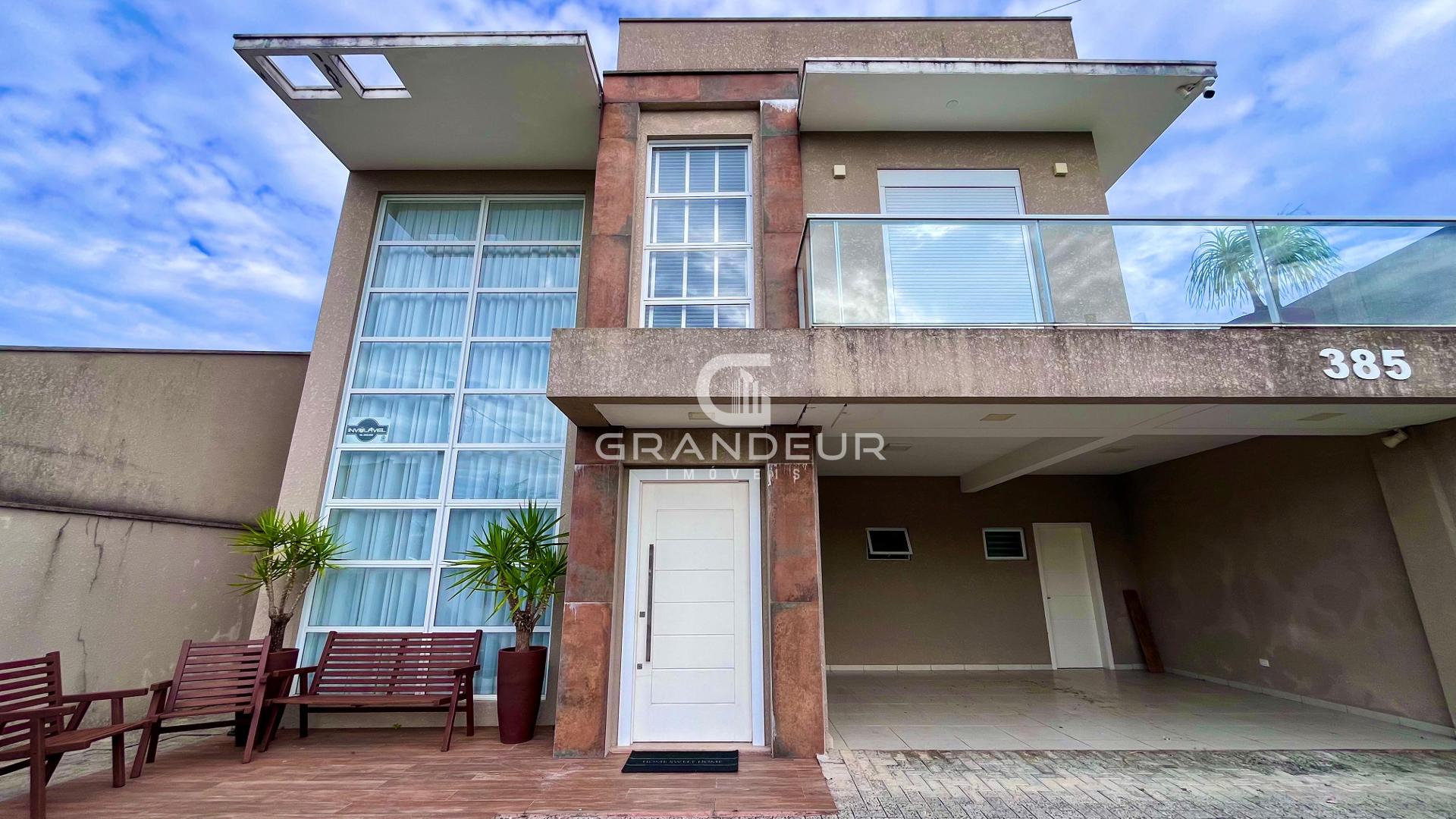 Residência de Alto Padrão em Brejatuba  3 Suítes, Piscina e 4 ...