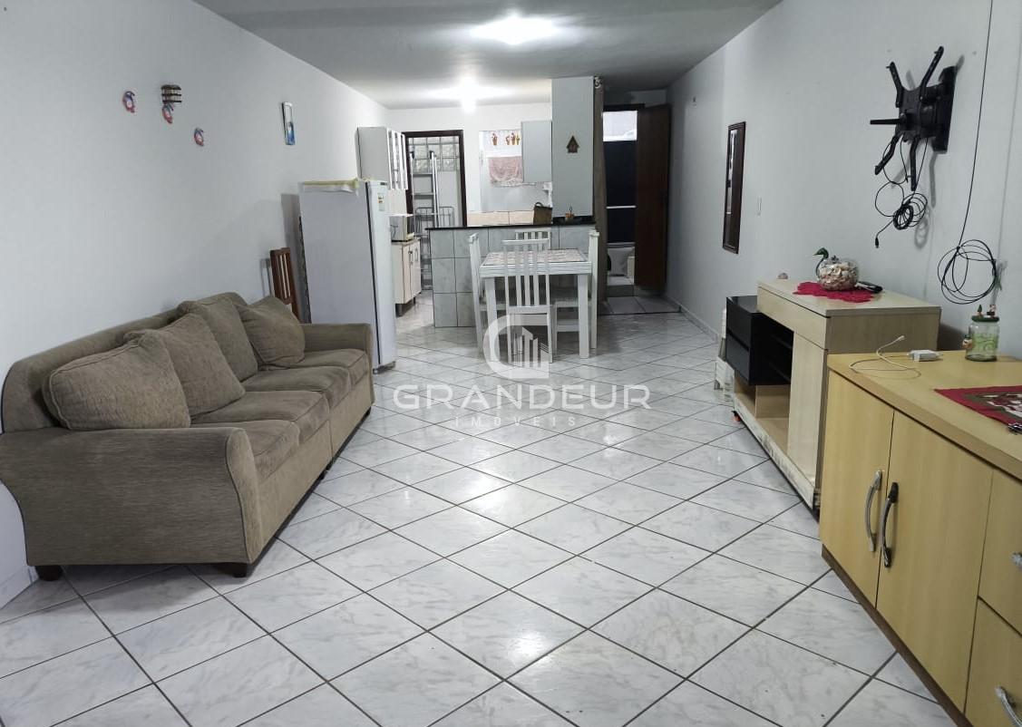 Apartamento à venda em Nereidas, Guaratuba-PR  a 100 metros da...