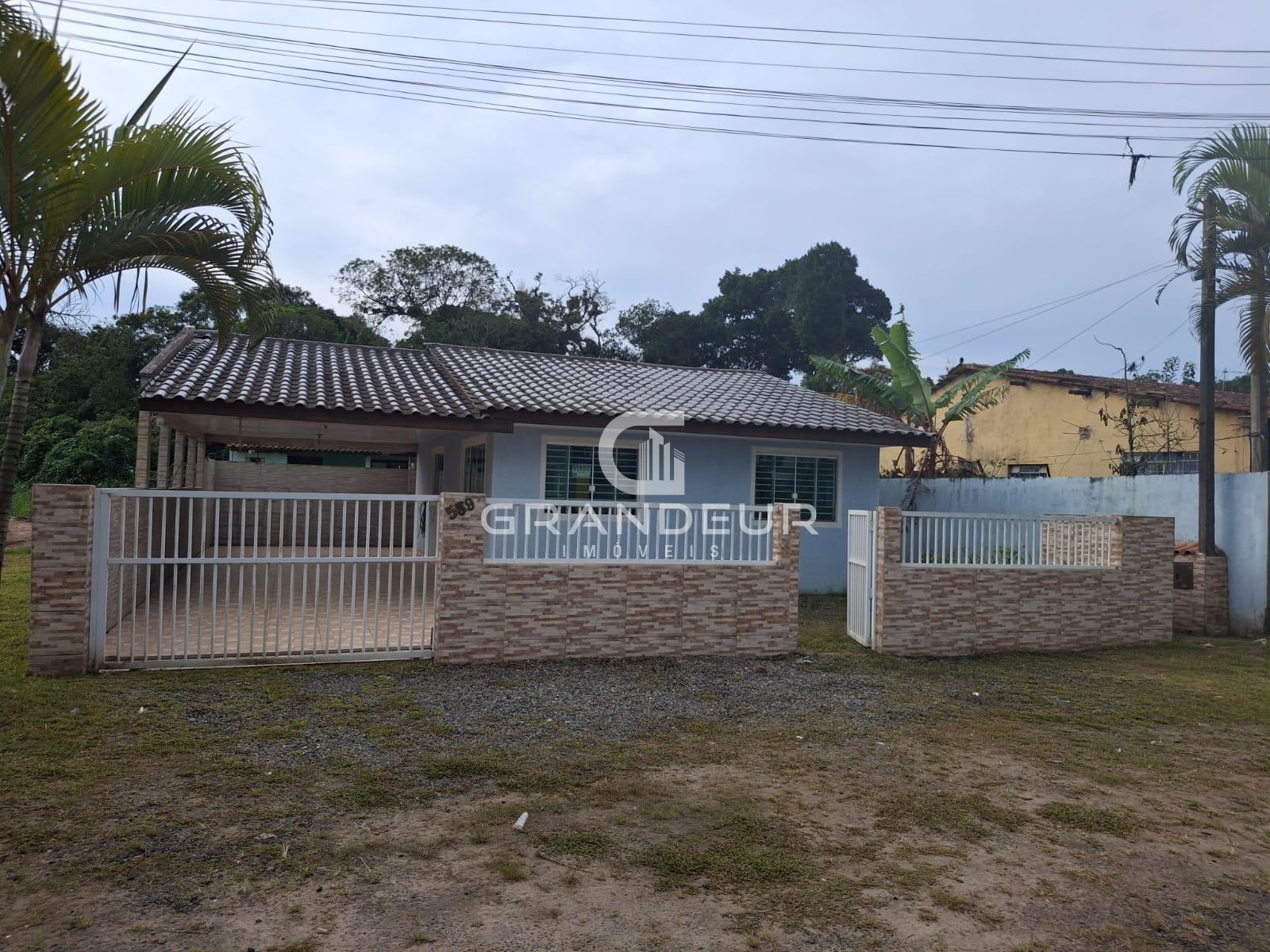 Duas casas em terreno de 390m  à venda no bairro Cohapar em Gu...