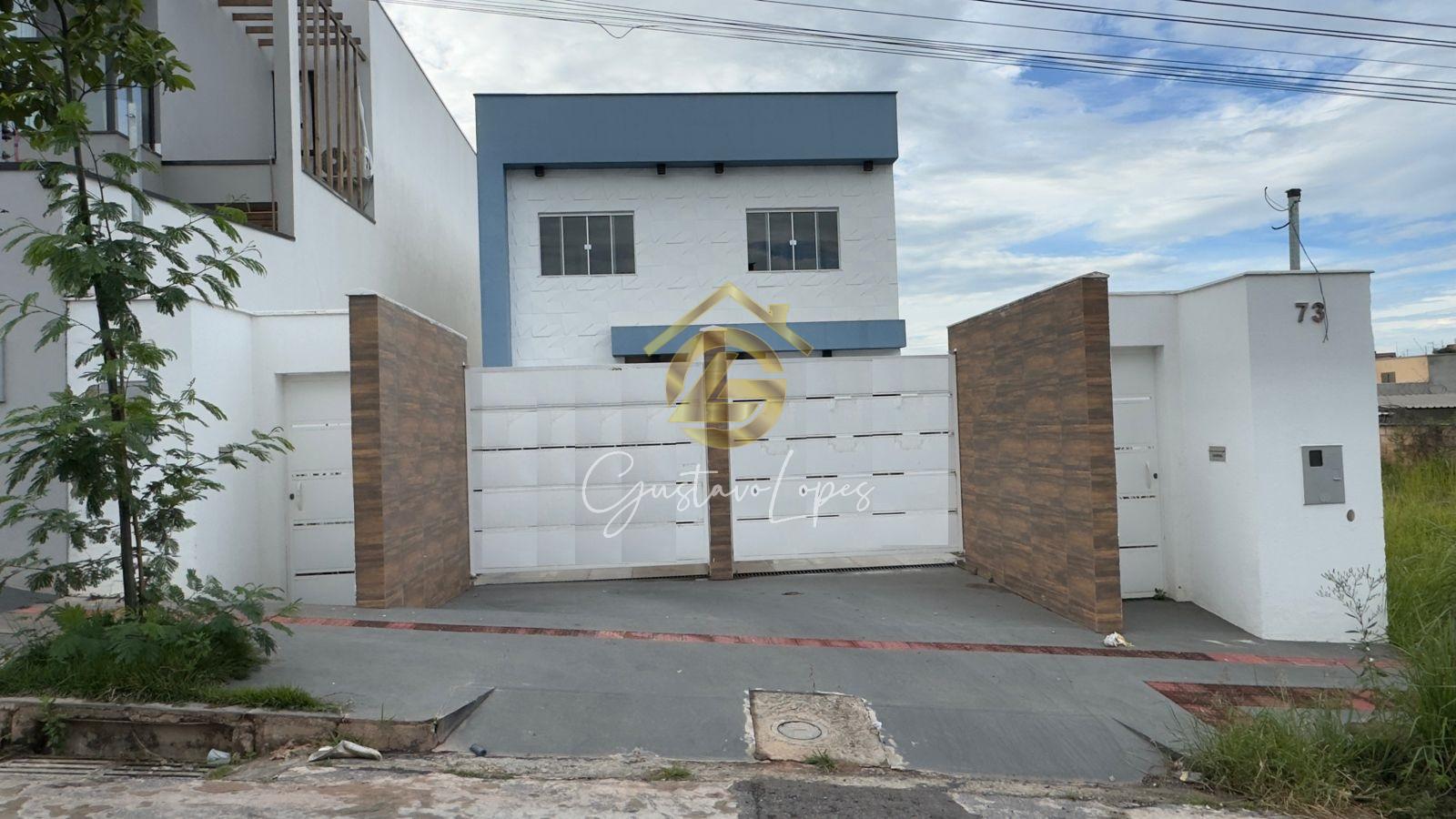 EXCELENTE CASA DE 2 QUARTOS COM SUITE  NO BAIRRO MONTE VERDE E...