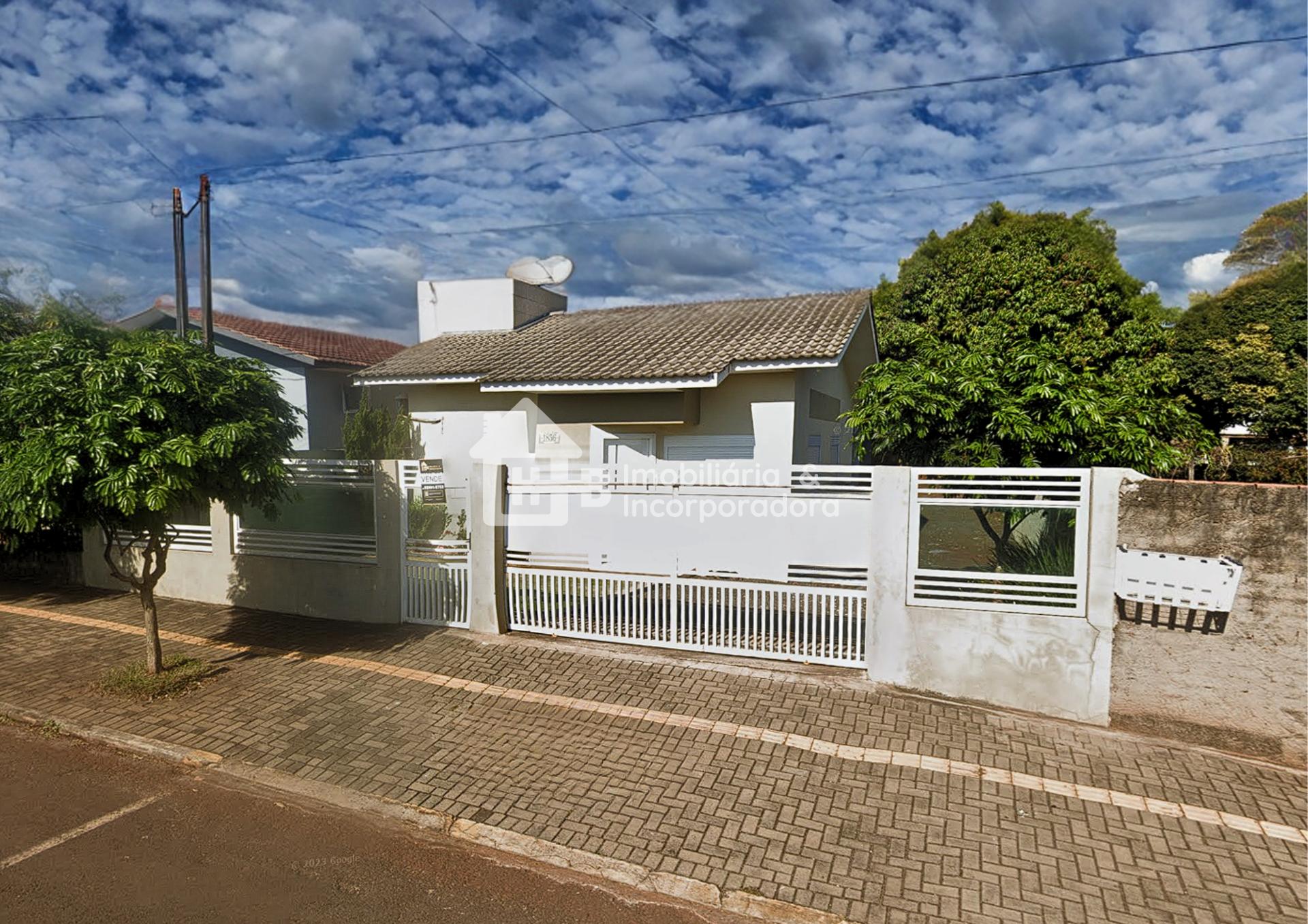 Casa à venda, COM 4 VAGAS DE GARAGEM COBERTA, NO CENTRO DE ITA...