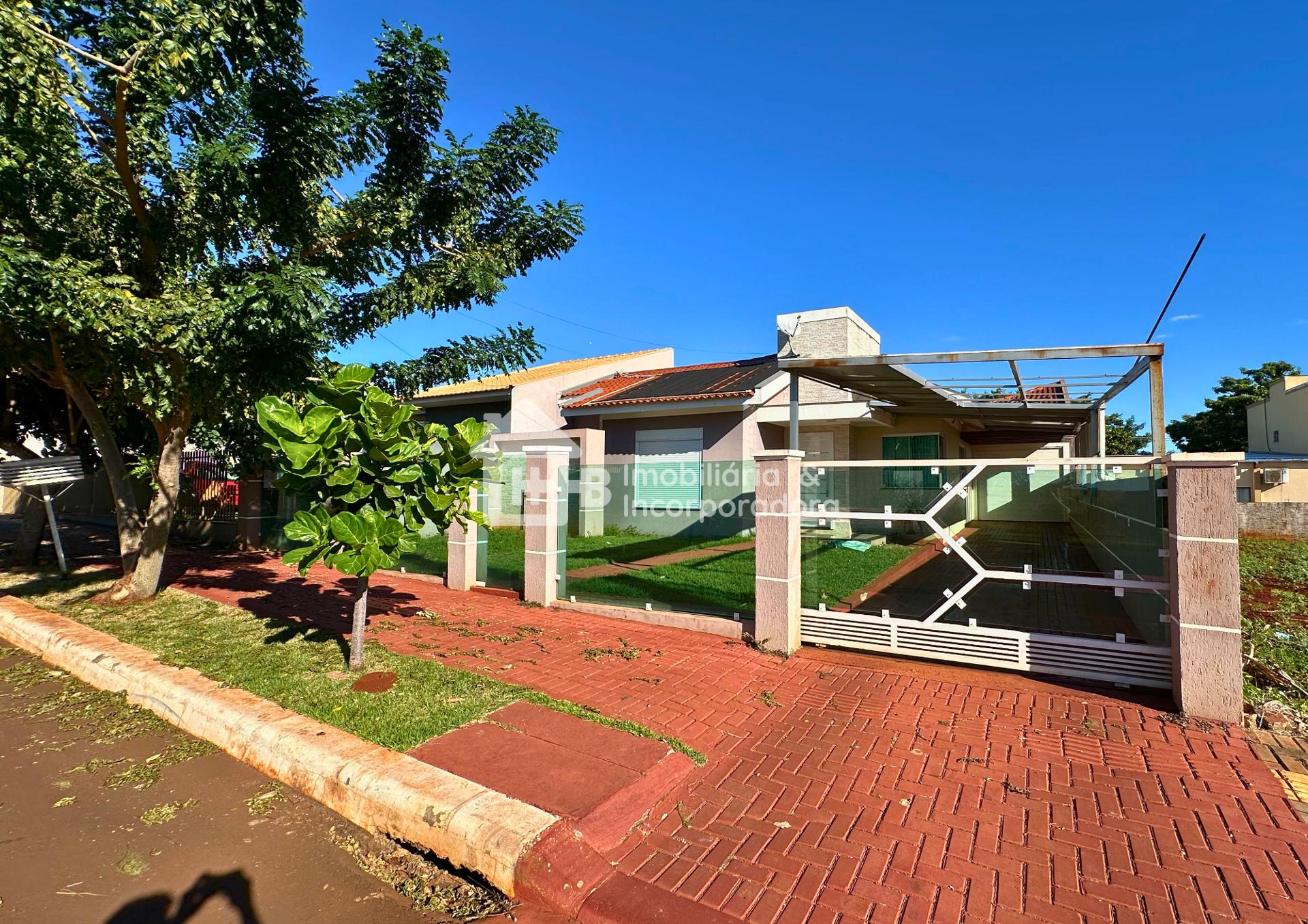 CASA MOBILIADA COM PISCINA E EDICULA A VENDA EM ITAIPUL?NDIA 