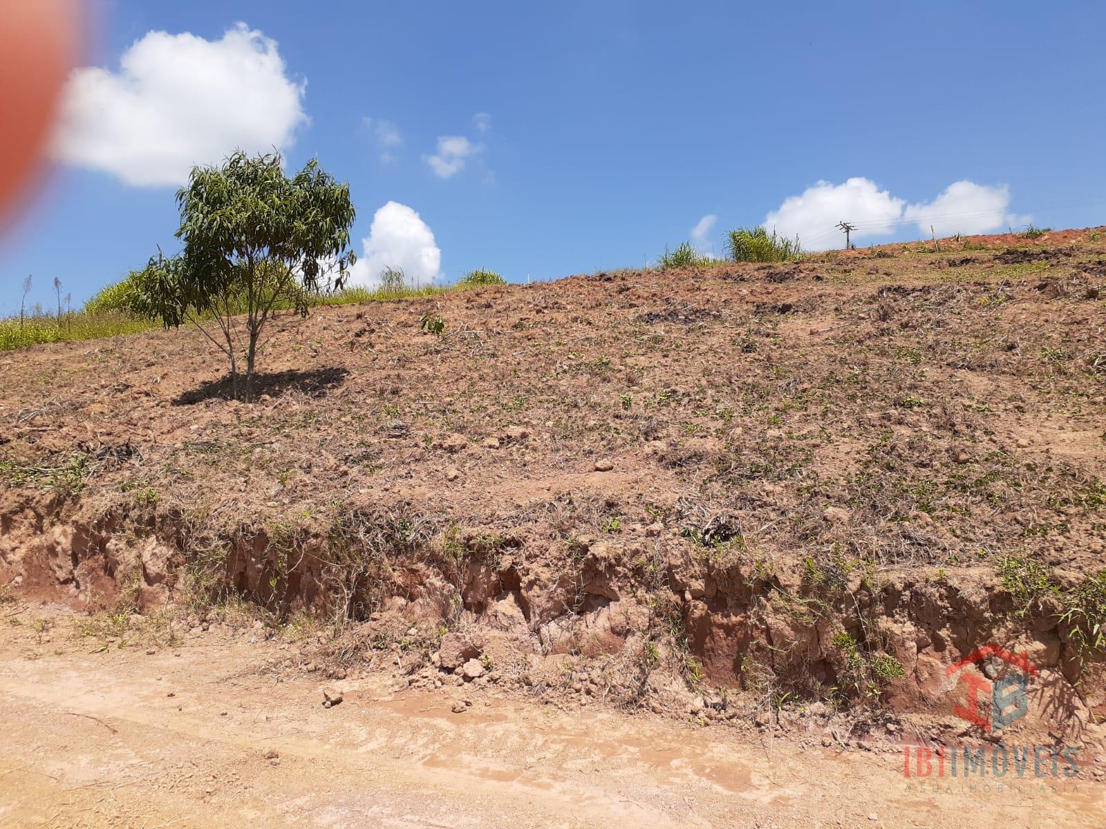 Terreno a venda em loteamento aberto na cidade de Ibiúna SP