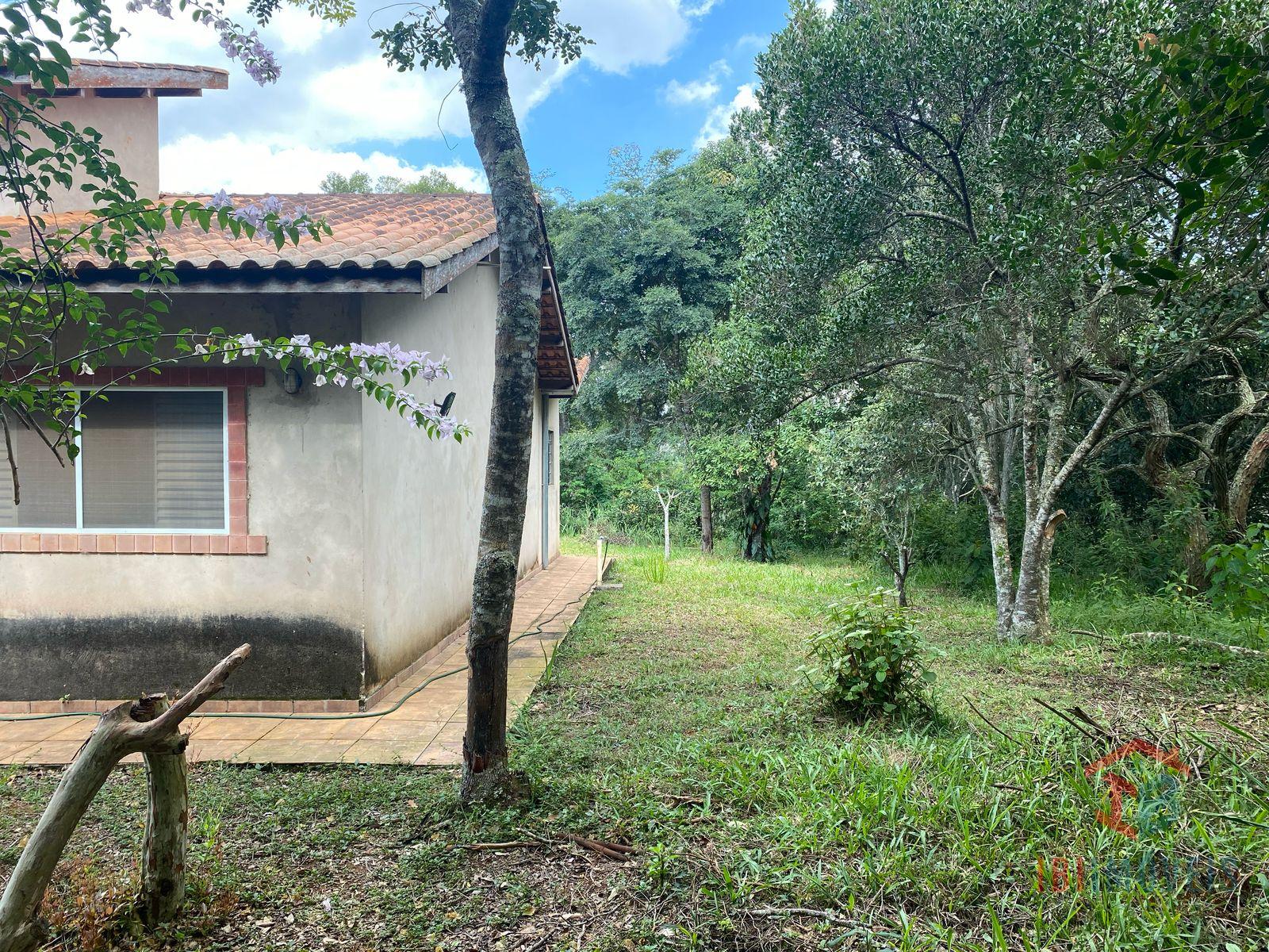 Linda chácara a venda em IBIUNA - SP