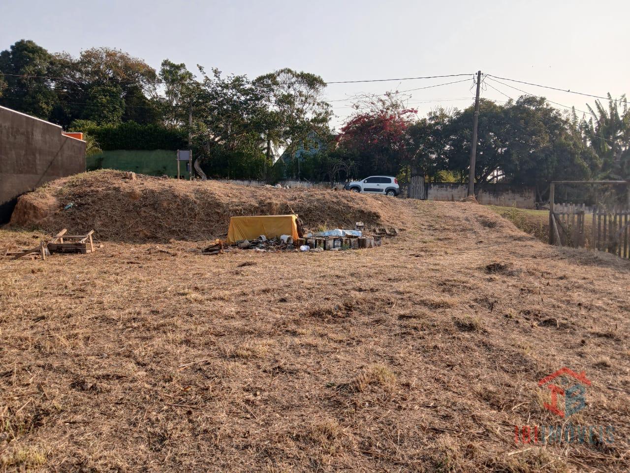 Lote à venda em condomínio fechado com uma linda vista, IBIUNA...