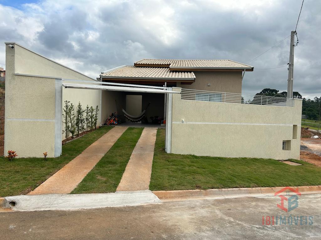 Casa nova em bairro próximo ao centro - Aceita financiamento b...
