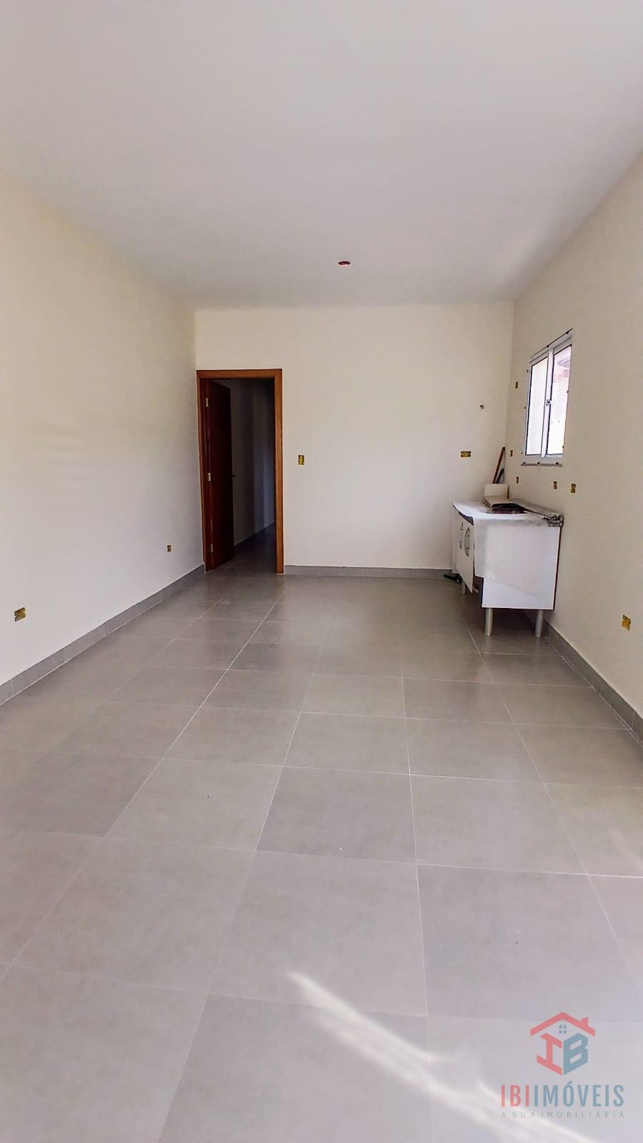 Casa em bairro planejado - aceita financiamento bancário.