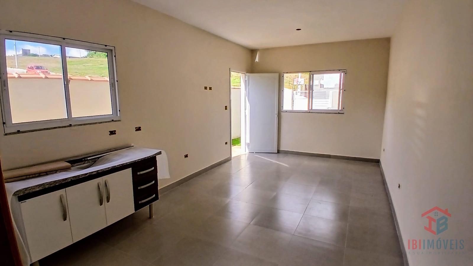 Casa em bairro planejado - aceita financiamento bancário.