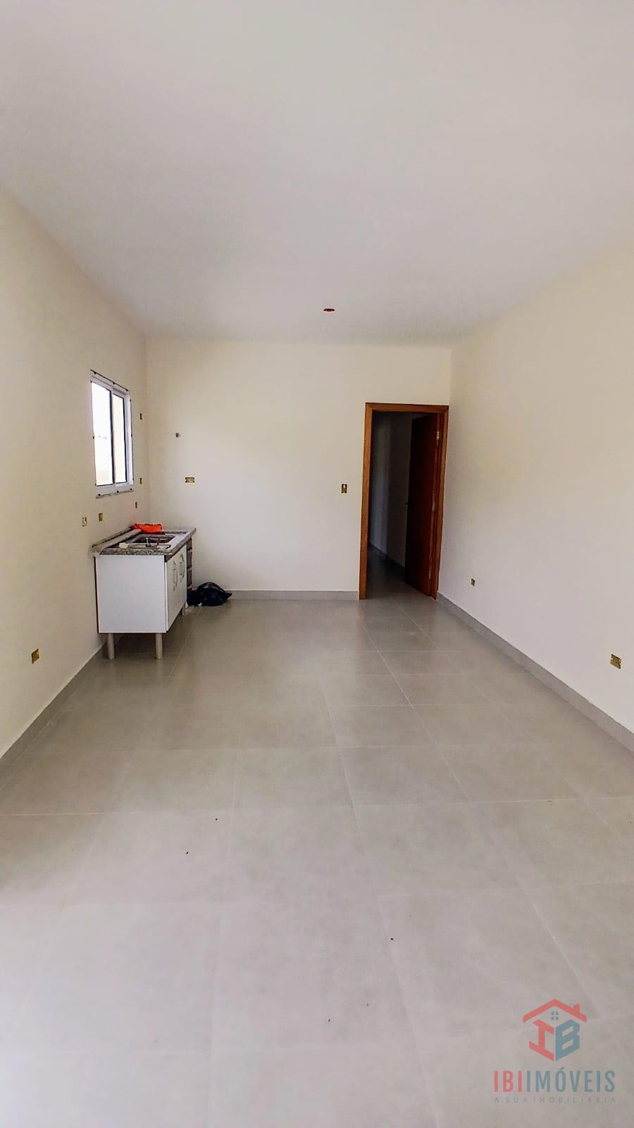 Casa em bairro planejado - aceita financiamento bancário.