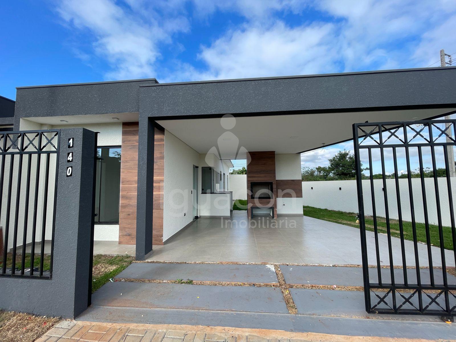 Casa com 02 Dormitórios e 02 Vagas de garagem no no Stella Mar...