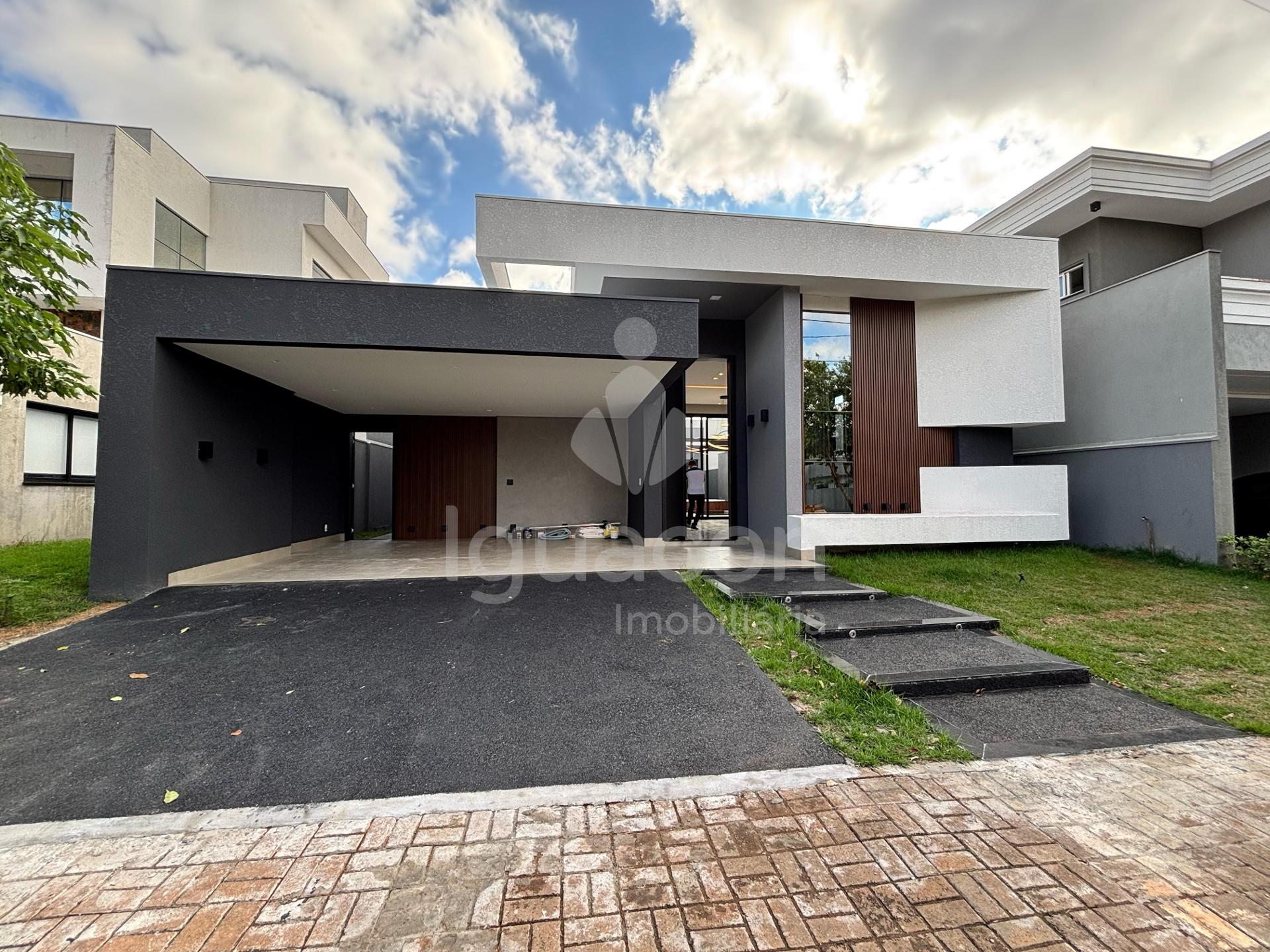Casa com 03 Suites e Piscina no Condomínio Vila A Park próximo...
