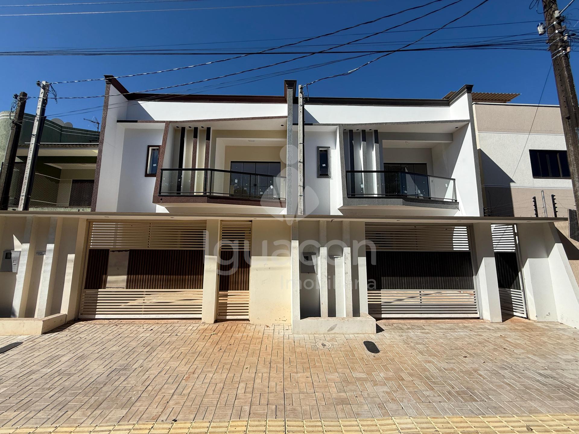 Sobrado com 03 Dormitórios sendo 01 Suite e 02 Vagas de Garage...