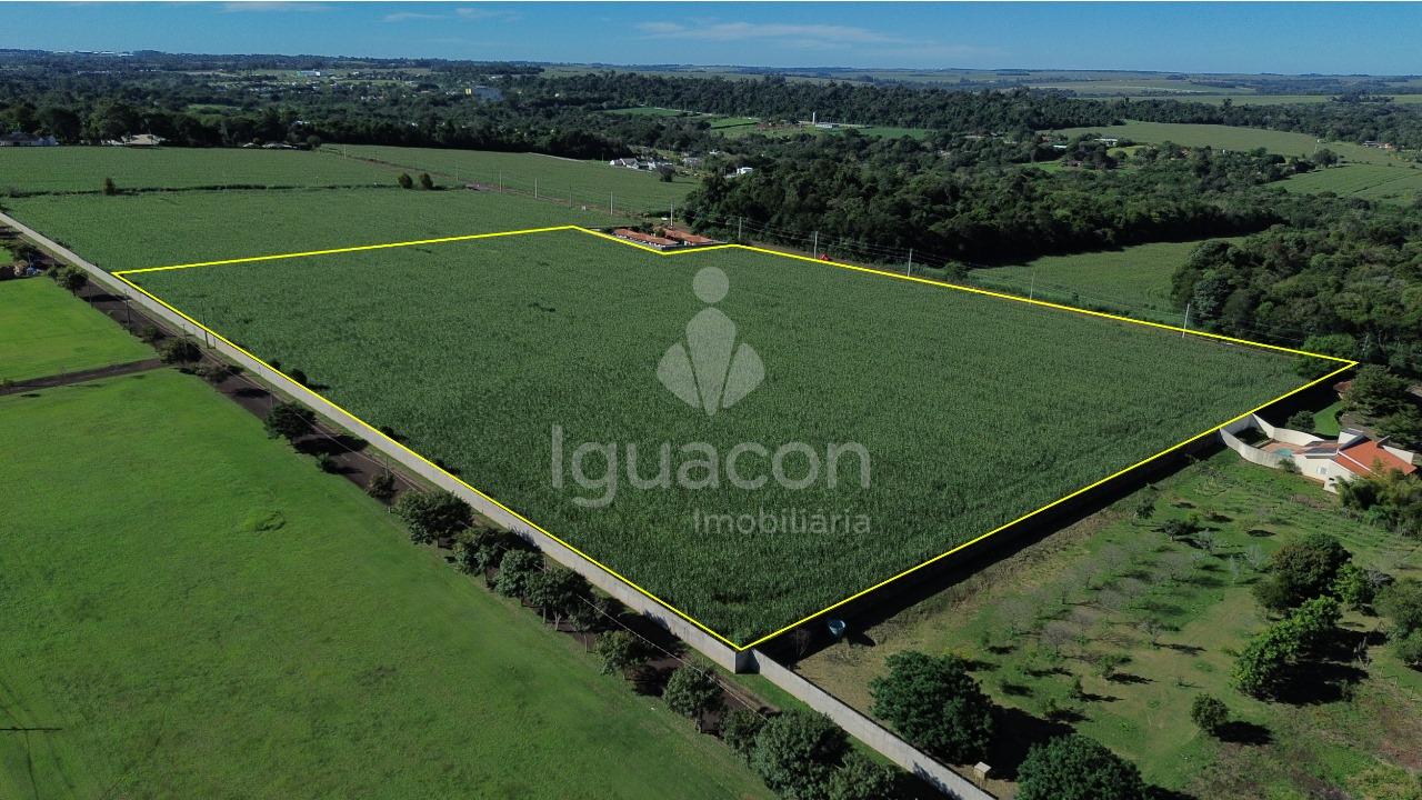 Terreno de 41.727,50m  na Avenida Maria Bubiak no Loteamento M...