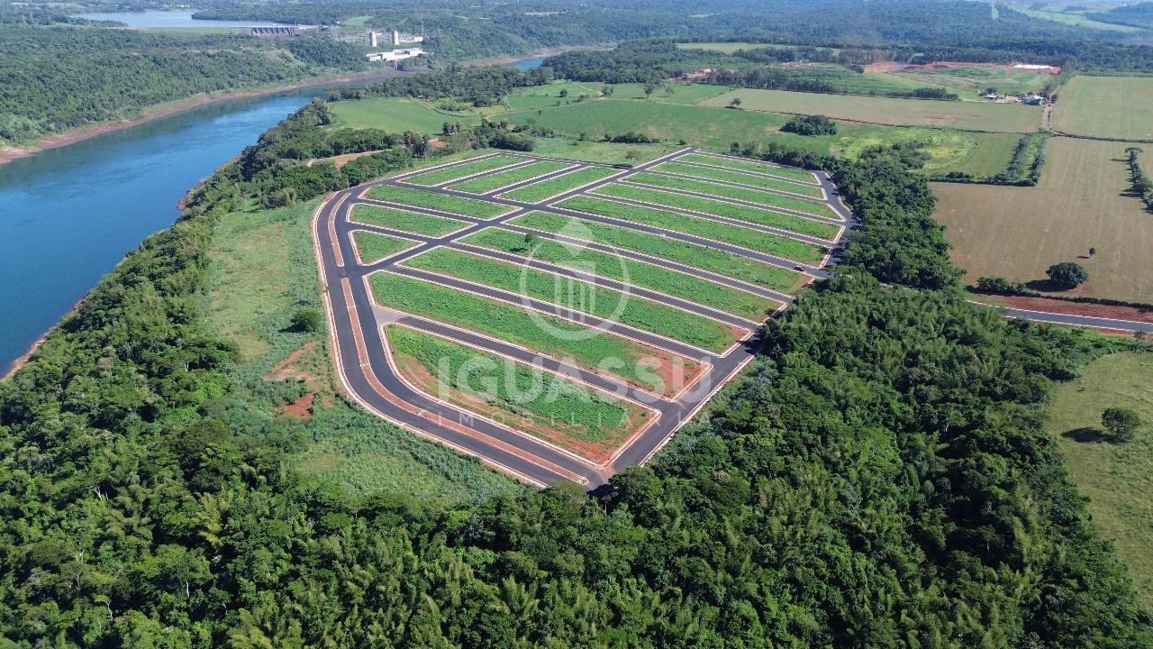 Terreno de 210m  no Loteamento Ecoville lI no Porto Belo