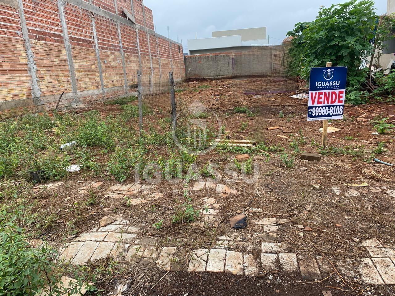 Terreno com acesso ao centro 10 minutos pela Avenida Felipe Wa...