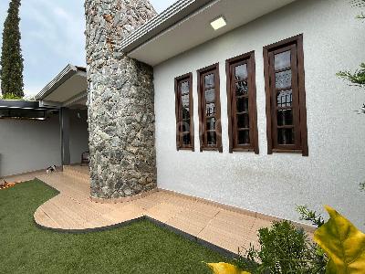 CASA COM PISCINA ? VENDA NO CONJUNTO LIBRA EM FOZ DO IGUA?U PR.