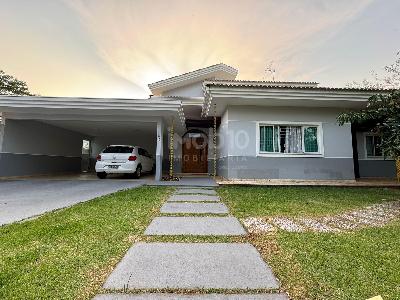 CASA COM 4 QUARTOS E PISCINA A VENDA NA VILA A EM FOZ DO IGUA?U