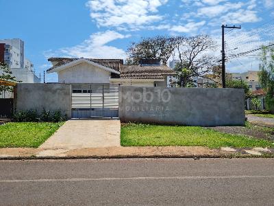 CASA PARA ALUGAR NA AVENIDA GRAMADO -  VILA  A  -  FOZ DO IGUA...