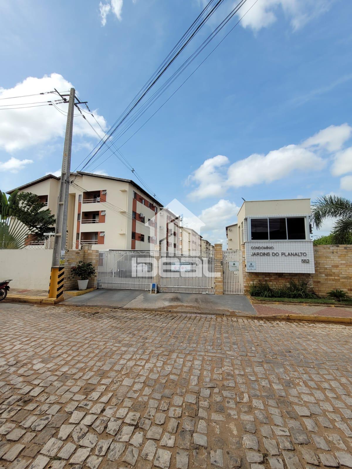 Apartamento para Locação com Varanda no Cond. Jardins do Planalto