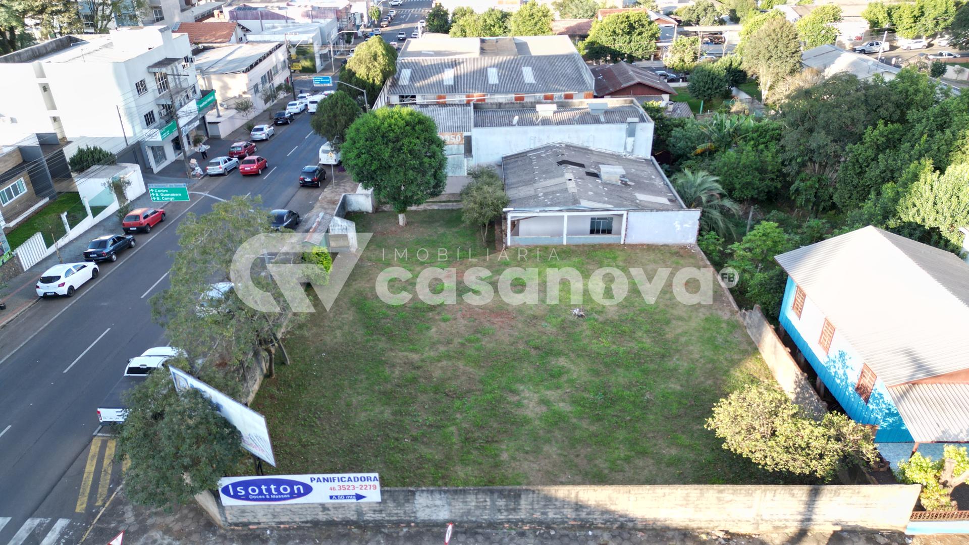 TERRENO DE ESQUINA A VENDA NA AREA CENTRAL