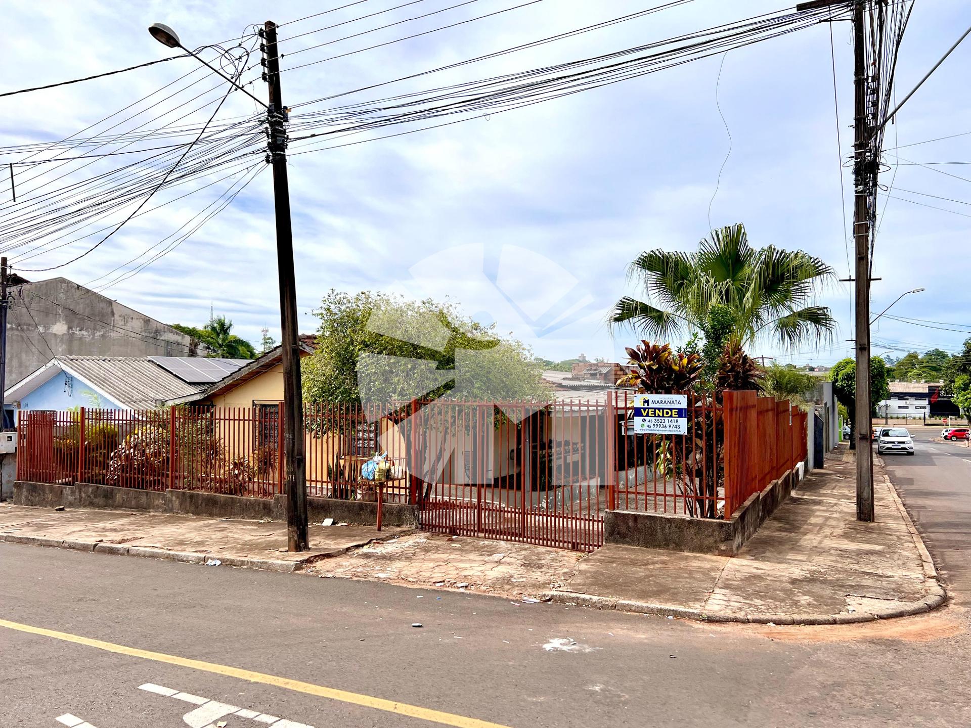 Casa de esquina para venda no Cohapar I - Próx. da Av. Repúbli...