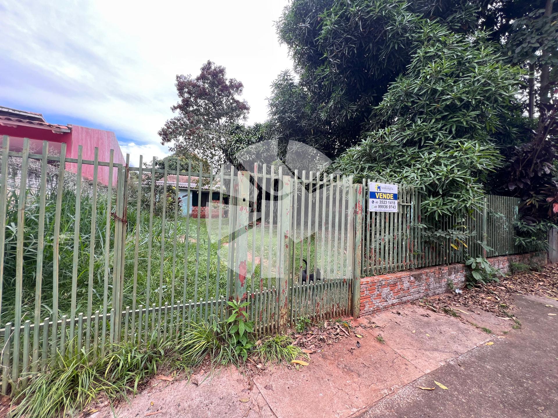 Terreno ? venda em Frente a Escola Get?lio Vargas, VILA ADRIAN...