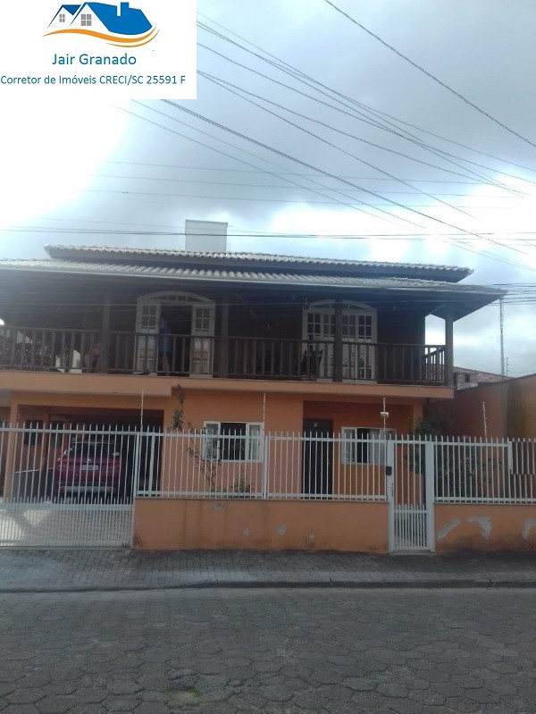 Casa com 9 dormitórios à venda no CENTRO, CAMBORIU - SC